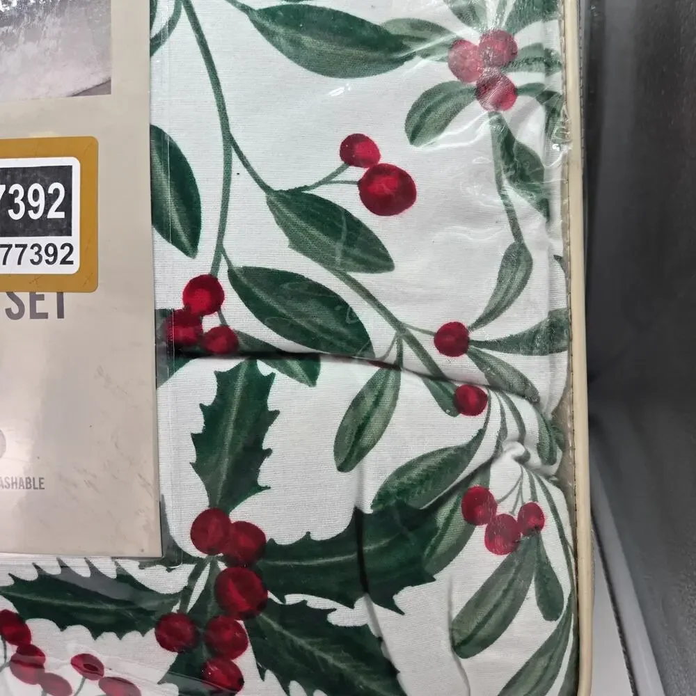 Martha Stewart Deck The Halls 3 Pc KING Comforter Set 108